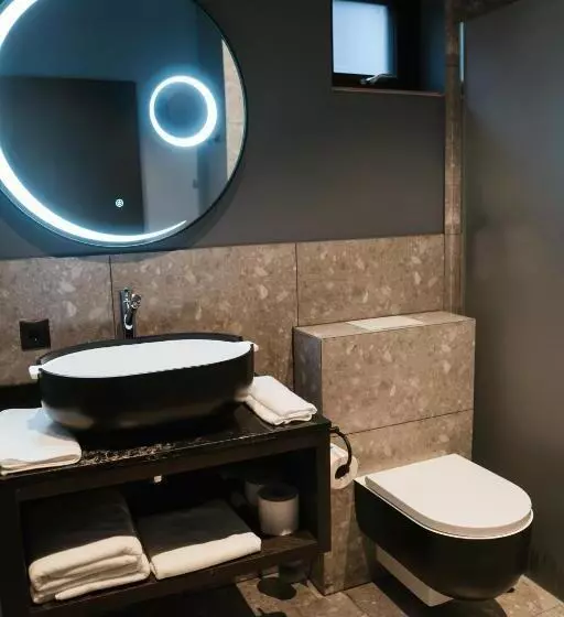 Black Beach Suites
