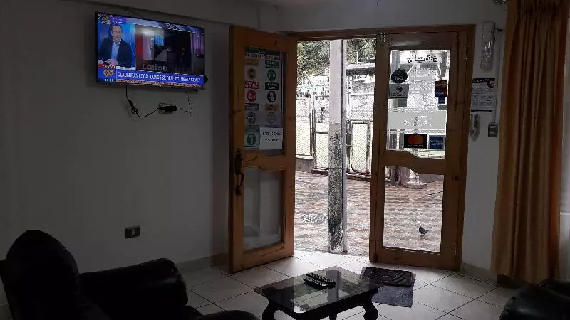 Hostal Rio Dorado