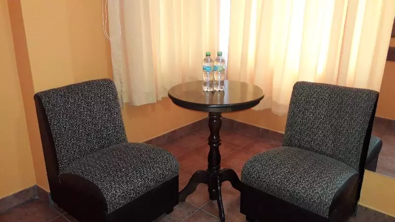 Hostal Rio Dorado