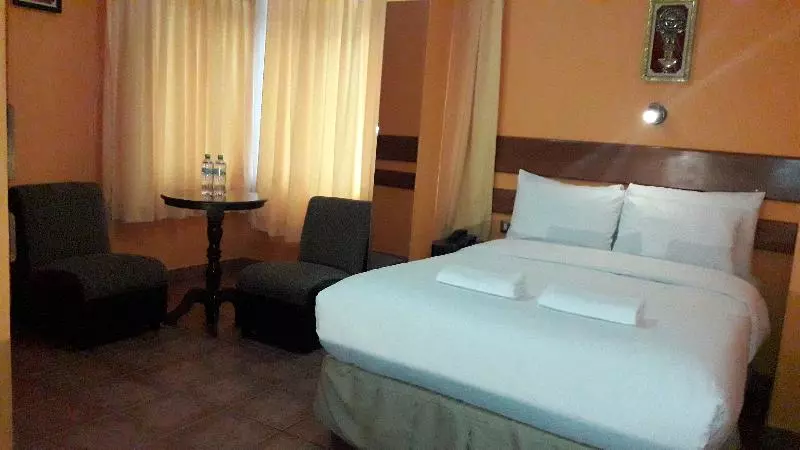 Hostal Rio Dorado