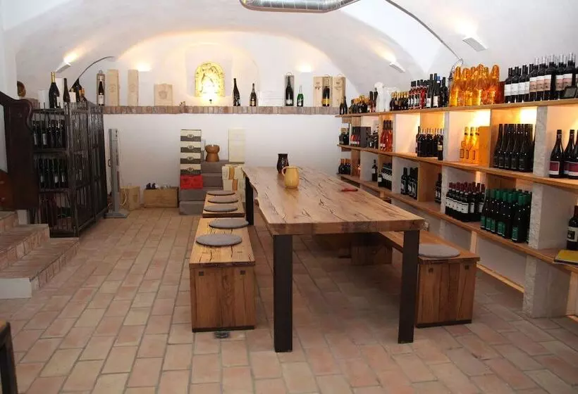 ホテル Höll Am Main