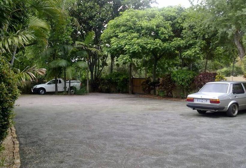 בית מלון כפרי Loerie Lodge Guest Houses