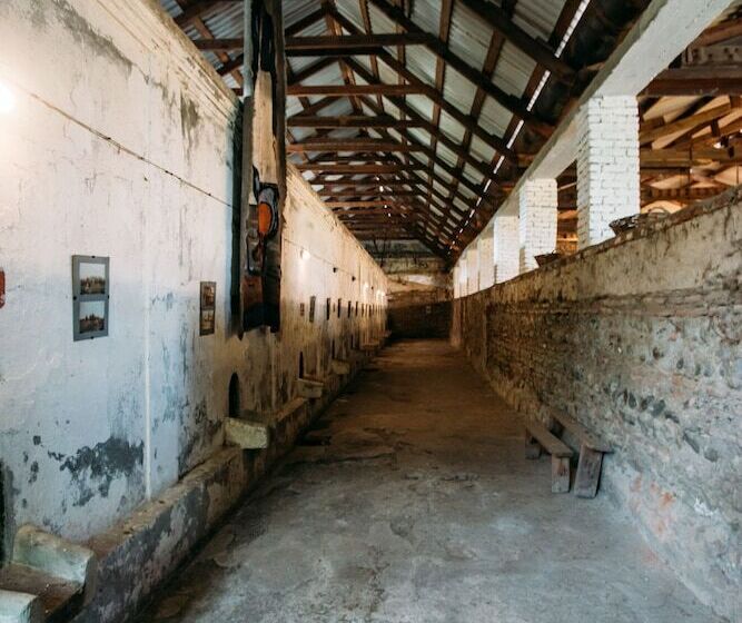 پانسیون Chateau Eniseli