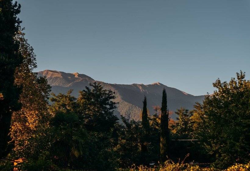 پانسیون Chateau Eniseli