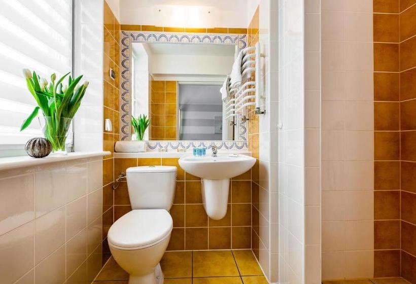 פנסיון Villa Rimeva