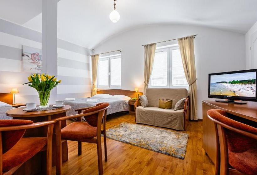 פנסיון Villa Rimeva