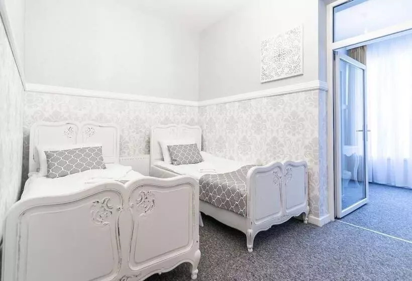 Premium  Bed & Breakfast