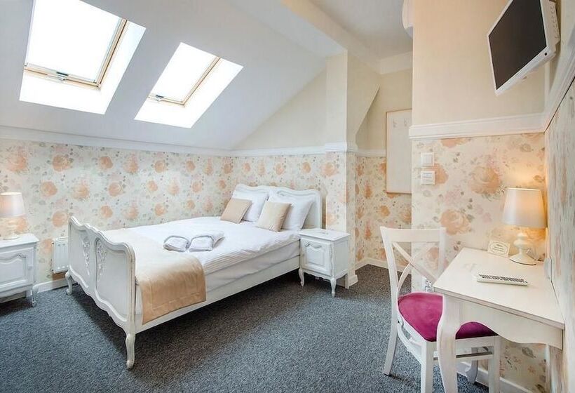 Premium Bed & Breakfast