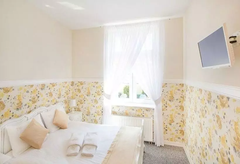 Premium  Bed & Breakfast