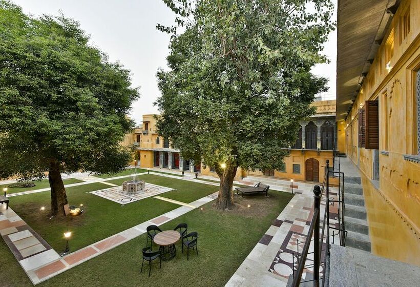 リゾートホテル Gogunda Palace