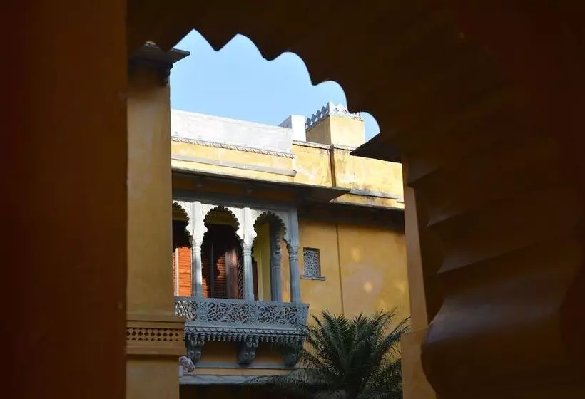 リゾートホテル Gogunda Palace