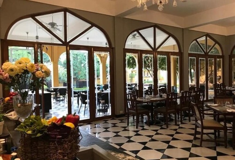 リゾートホテル Gogunda Palace