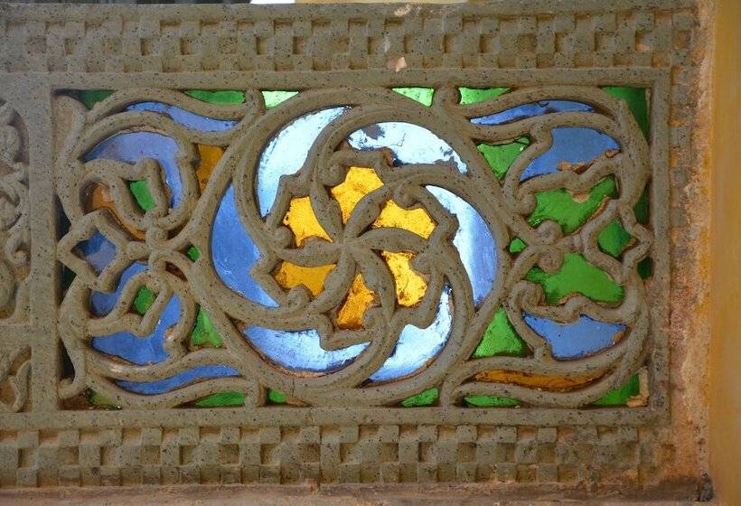 リゾートホテル Gogunda Palace