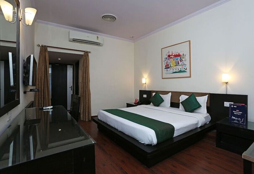 هتل York By Oyo Rooms