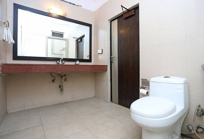 هتل York By Oyo Rooms