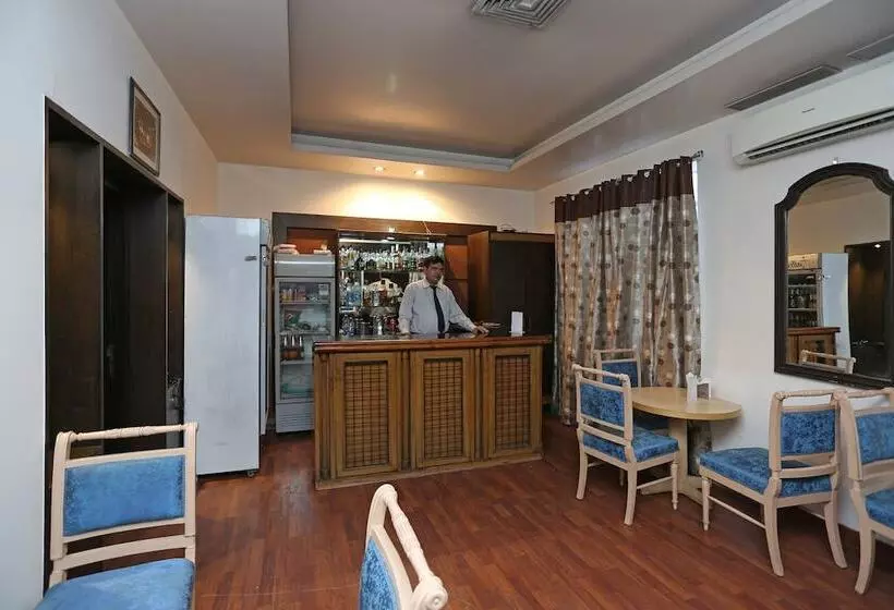 Hotelli York By Oyo Rooms