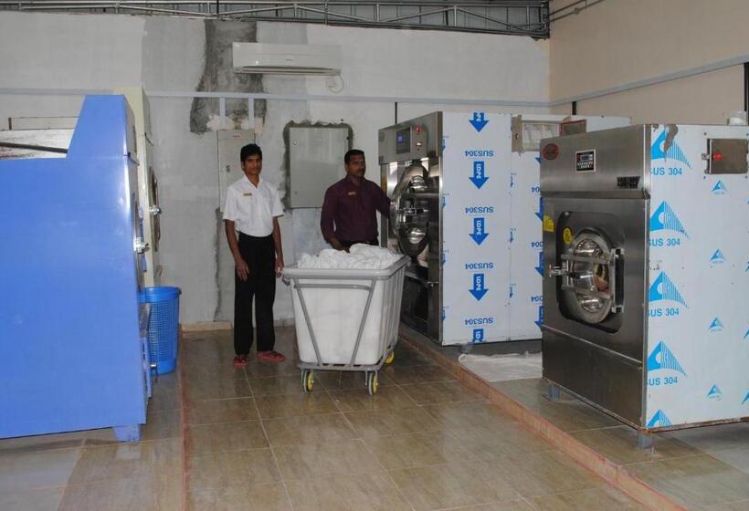 Majan Guest House L.l.c