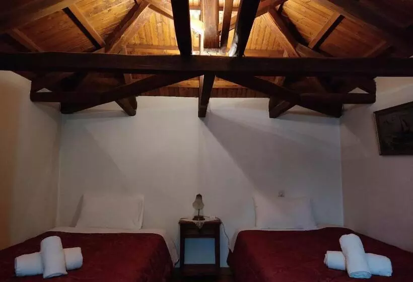 ペンション Archontiko Repana   Makrinitsa Stone Retreat