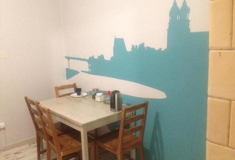 پانسیون Tenement House