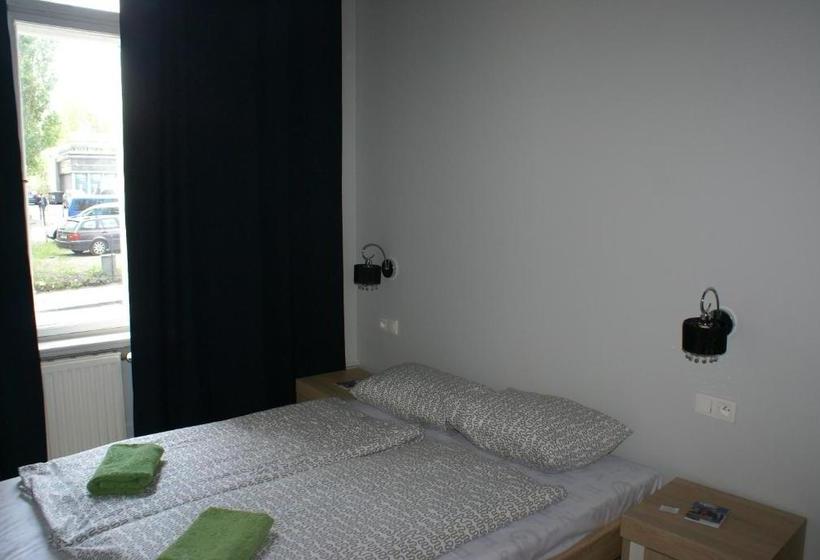 پانسیون Tenement House