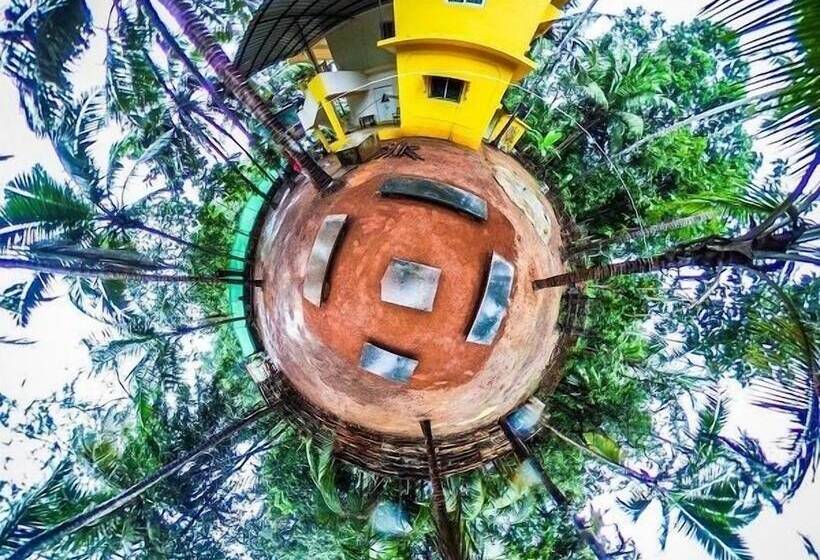 Roadhouse Hostel Palolem