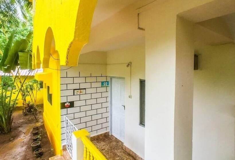 Roadhouse Hostel Palolem