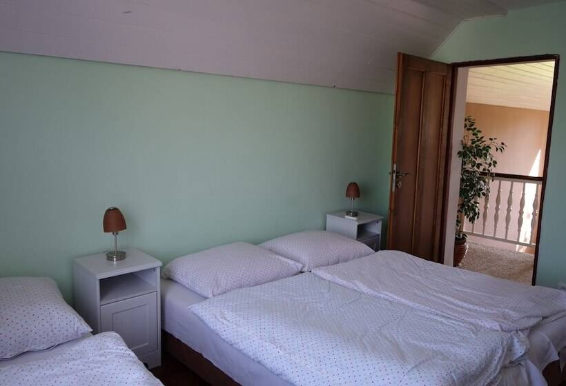 Chata Pod Pustevnami