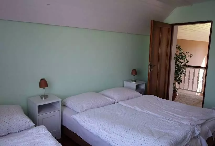 Chata Pod Pustevnami