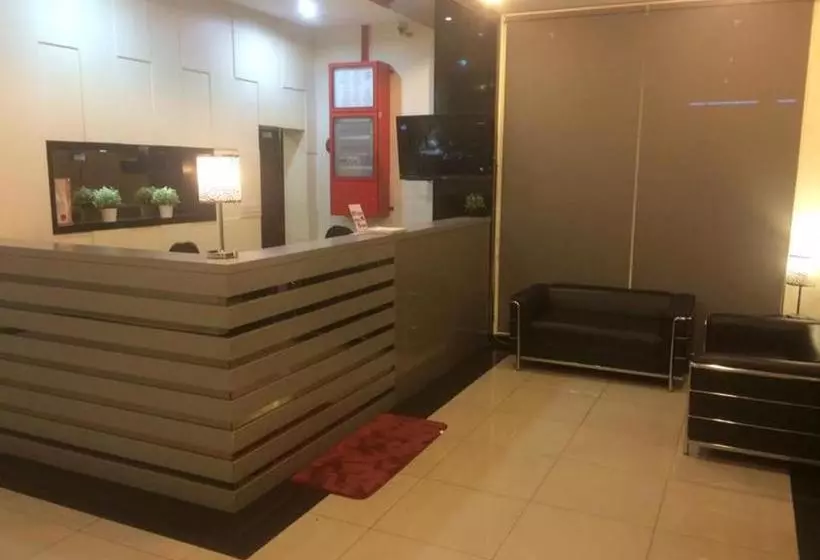 ホテル Avenue Seksyen 16