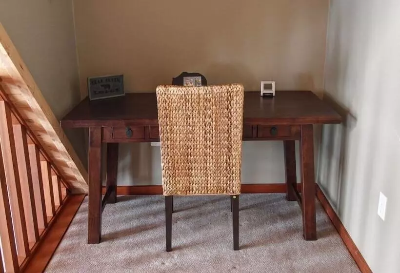 Mountain Town Properties Grey Wolf 5