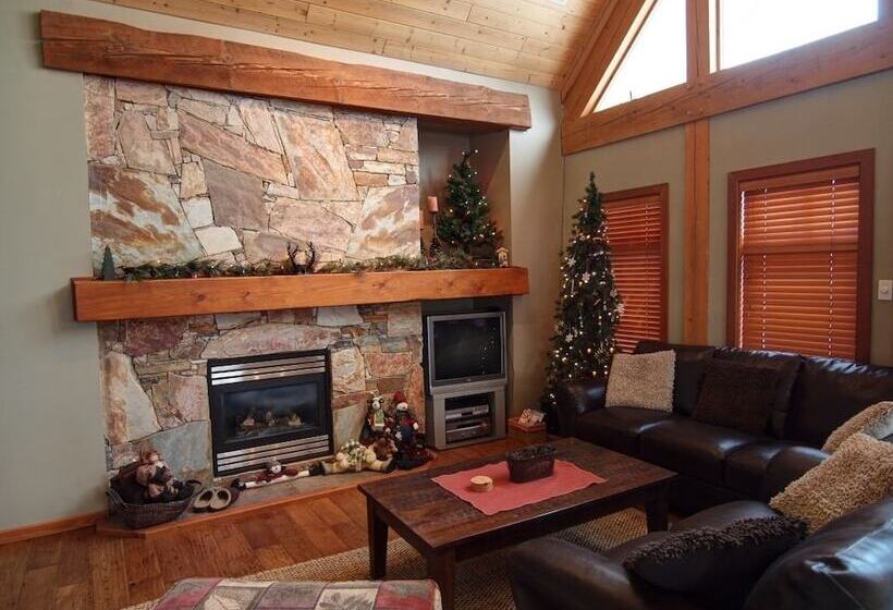 Mountain Town Properties Grey Wolf 5