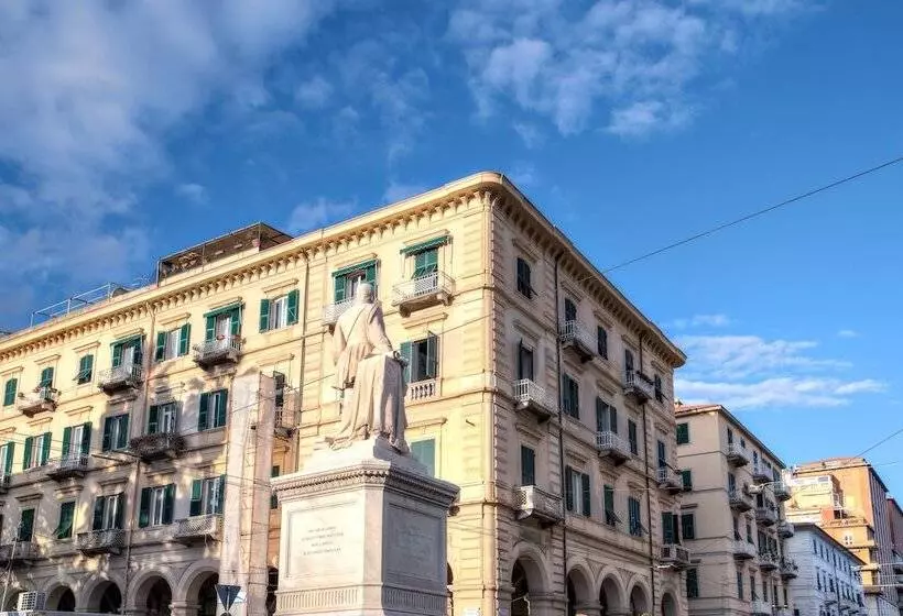 پانسیون La Spezia By The First  Luxury Rooms & Suites