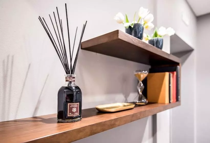 پانسیون La Spezia By The First  Luxury Rooms & Suites