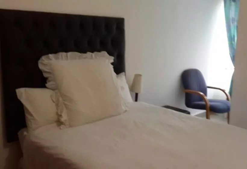 Bogadi B&b