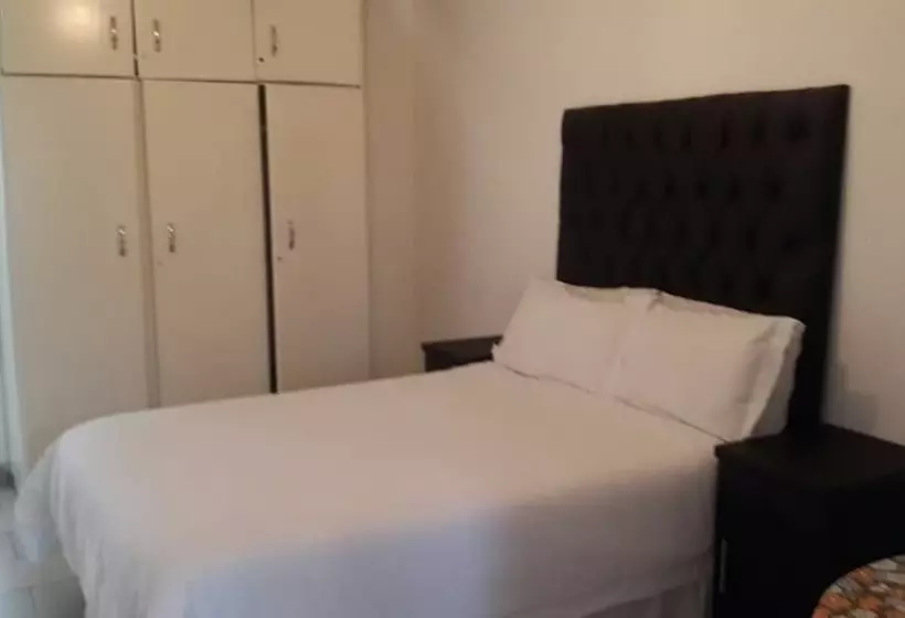 Bogadi B&b