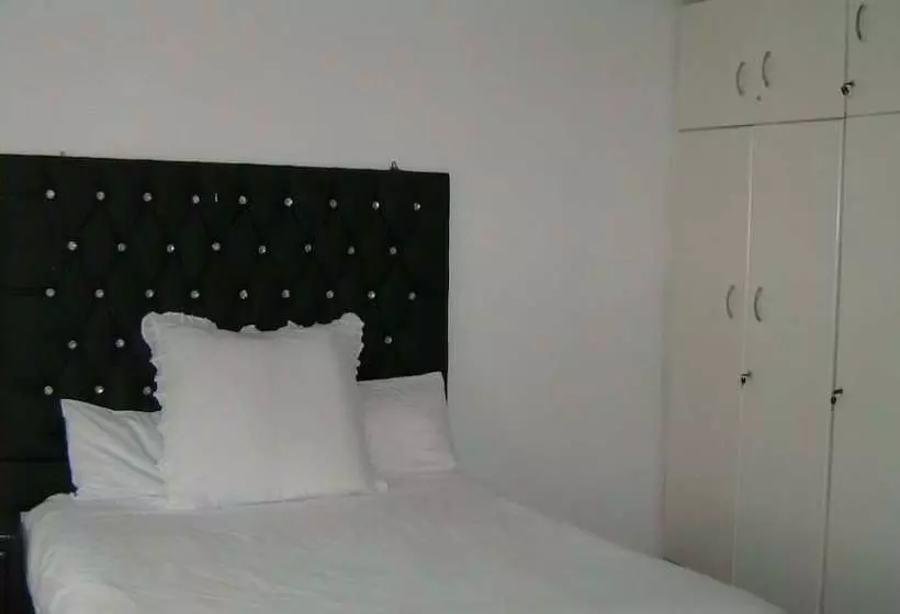Bogadi B&b