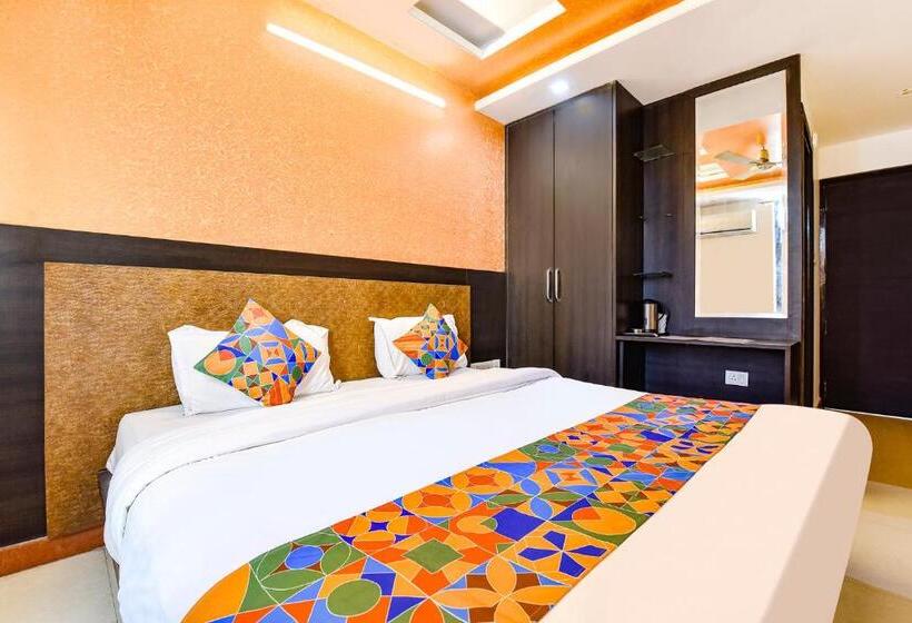 Fabhotel Polovictory Palace