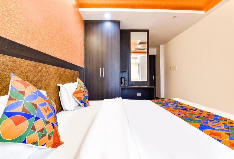 Fabhotel Polovictory Palace