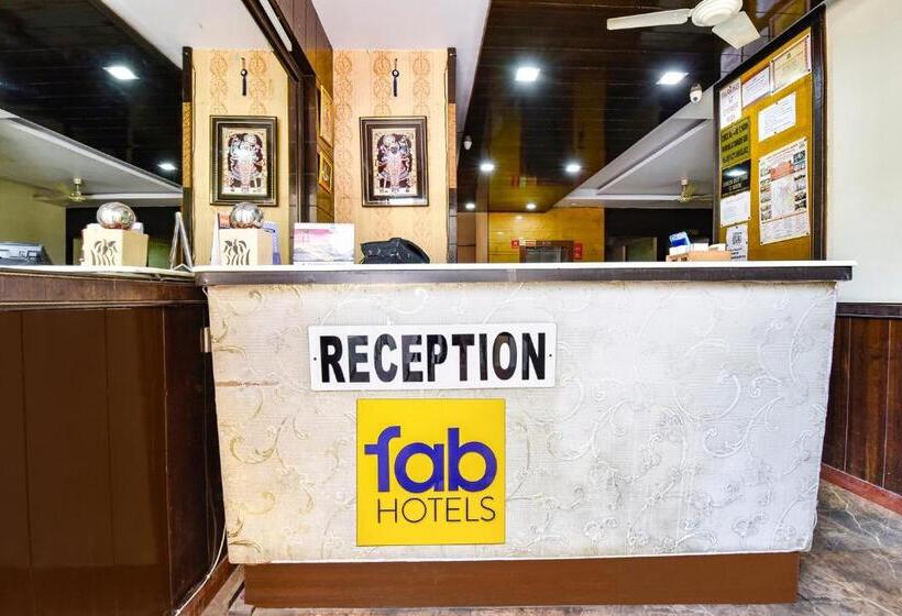 Fabhotel Polovictory Palace