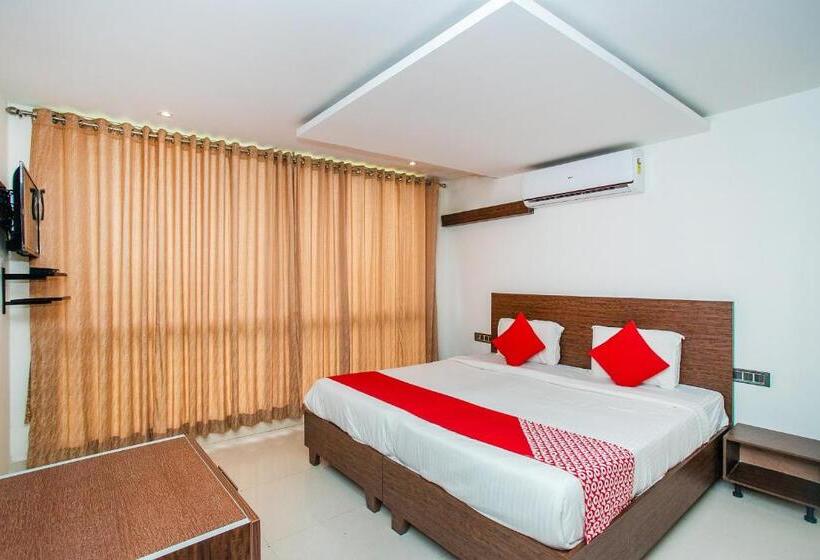 هتل O Corner Golf View Near Embassy Golf Link Business Park