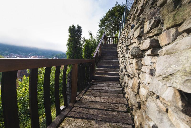 پانسیون Casa Savri