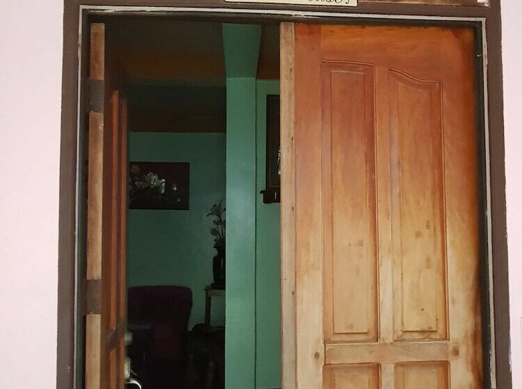 Pensjonat Desiree S Lodge And Transient House, Baler Aurora