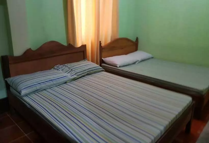 Majatalo Desiree S Lodge And Transient House, Baler Aurora