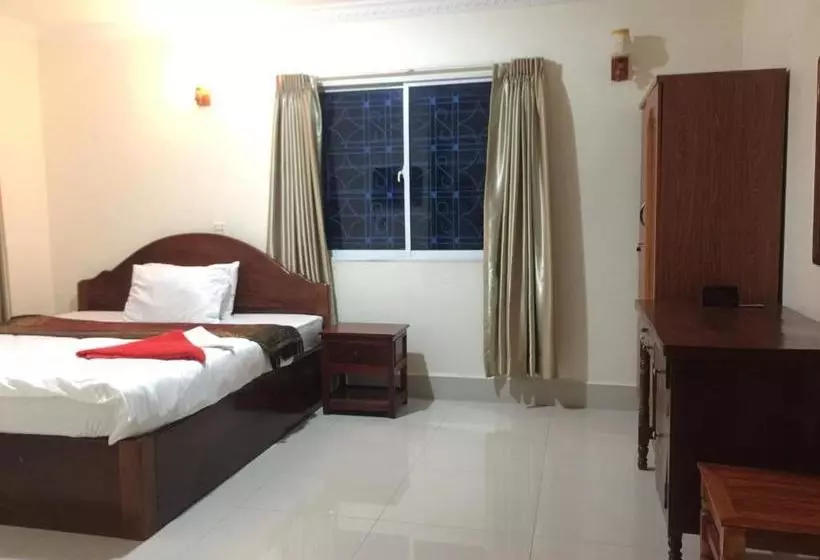 ペンション Hang Pich Airport Guesthouse