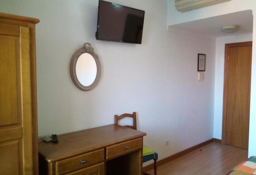 펜션 Residencial Moeda