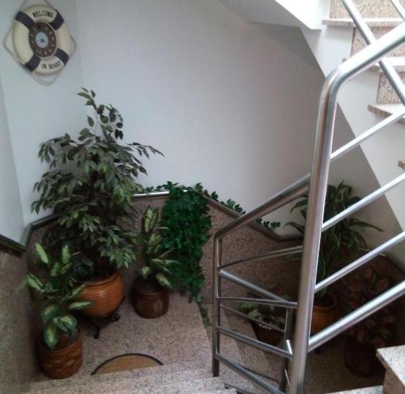 펜션 Residencial Moeda