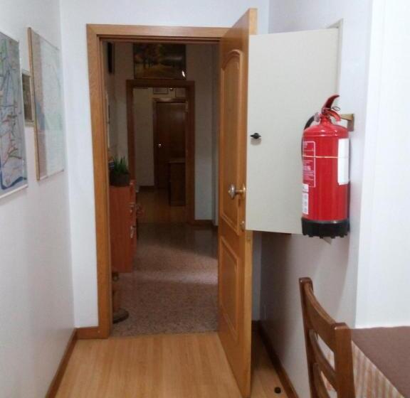 펜션 Residencial Moeda