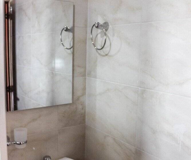 هاستل Hostal Aurora, Smith Lodging