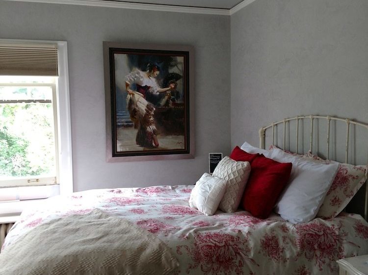 مبيت وإفطار The Stang Manor