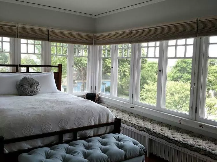 Aamiaismajoitus (B&B) The Stang Manor